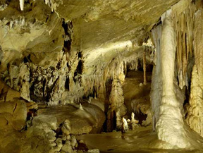 Cueva LES CANALETTES Cueva LES CANALETTES