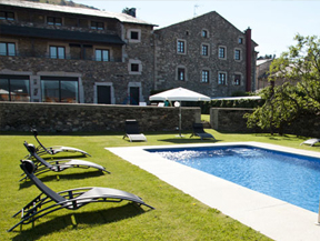 Hotel BERNAT DE SO*** Hotel BERNAT DE SO***