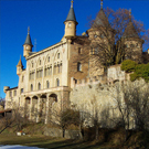 Torre de Riu y capilla de la Divina Pastora