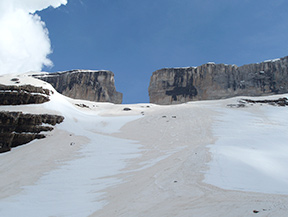 Ascensión al Taillón (2 días)