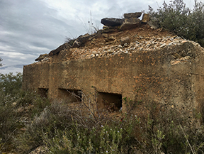 Nueve bunkers y una carretera