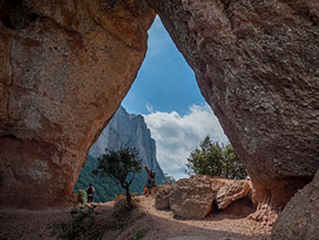 Vuelta a las Agujas de Montserrat desde Can Maçana