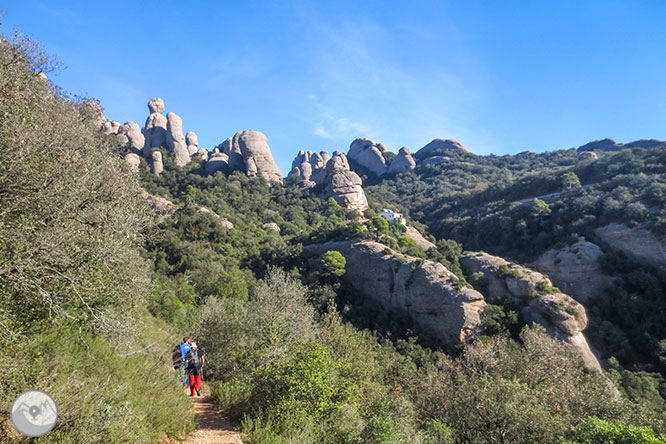 Vuelta a las Agujas de Montserrat desde Can Maçana 1 