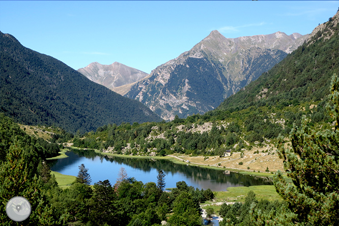 Estany Llong y Portarró de Espot desde Aigüestortes 1 