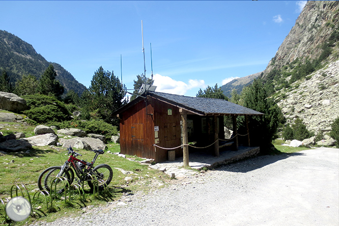 Estany Llong y Portarró de Espot desde Aigüestortes 1 