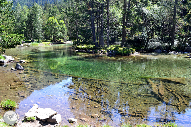 Estany Llong y Portarró de Espot desde Aigüestortes 1 