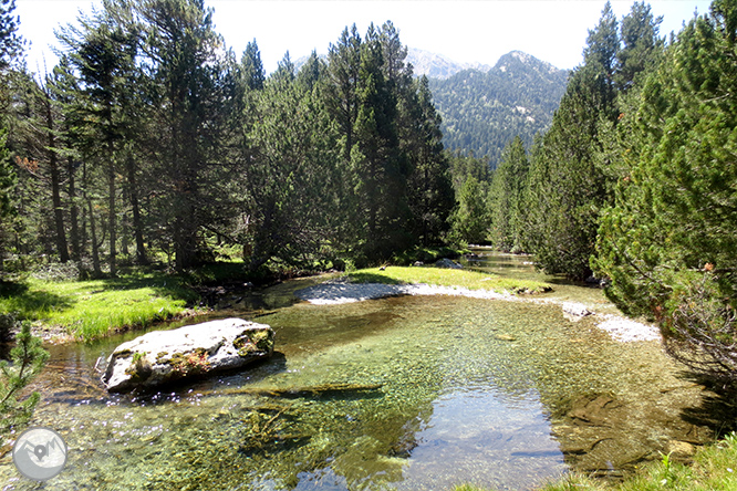 Estany Llong y Portarró de Espot desde Aigüestortes 1 