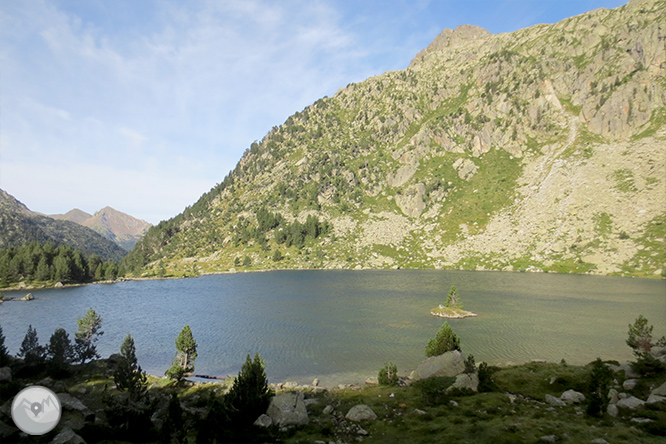 Estany Llong y Portarró de Espot desde Aigüestortes 1 