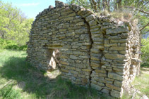 Capilla abandonada de Sant Pere.