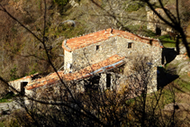 La aislada masía de Bocabartella.