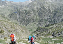 Bajando hacia el Planell de Riumalo.