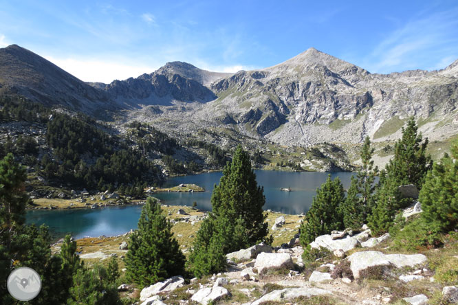 Besiberri Sur (3.024m) y Comaloforno (3.029m) por los lagos de Gémena 1 