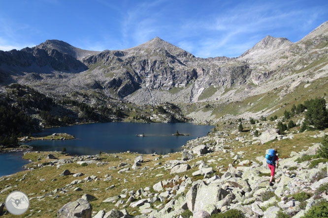 Besiberri Sur (3.024m) y Comaloforno (3.029m) por los lagos de Gémena 1 