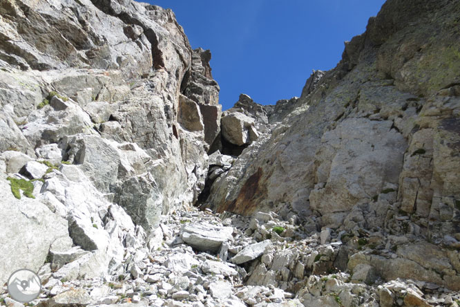 Besiberri Sur (3.024m) y Comaloforno (3.029m) por los lagos de Gémena 1 