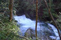 Cascada del río del Pendís, a nuestra derecha.