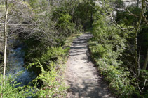 Cruzamos el río del Pendís.