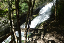 Mirador sobre el canal de agua.