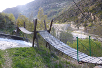 Puente colgante.