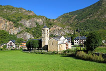 Vistas a la iglesia de Sant Fèlix de Barruera.