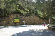 Tomamos a la derecha la carretera antigua de Terradets.