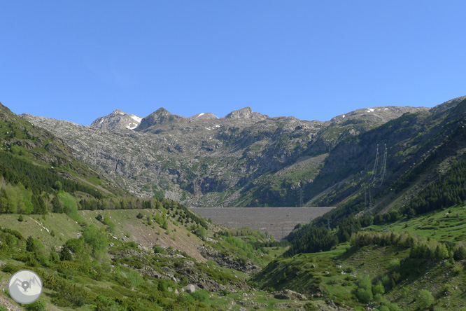 Estany Gento por el camino de la canal de Pigolo 1 