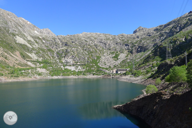 Estany Gento por el camino de la canal de Pigolo 1 