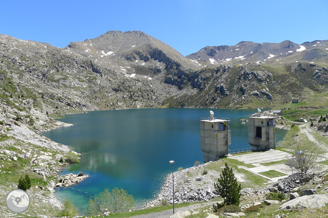 Estany Gento por el camino de la canal de Pigolo 1 