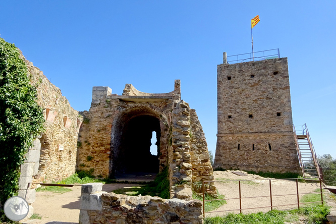 El castillo de Sant Miquel desde Gerona 1 