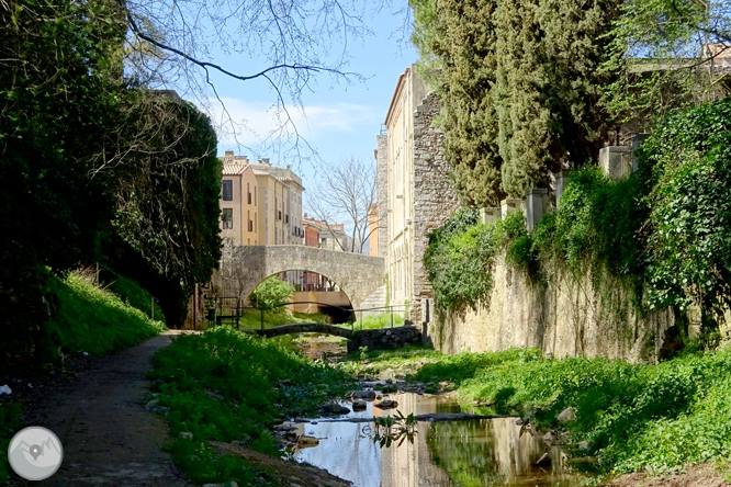 El castillo de Sant Miquel desde Gerona 1 