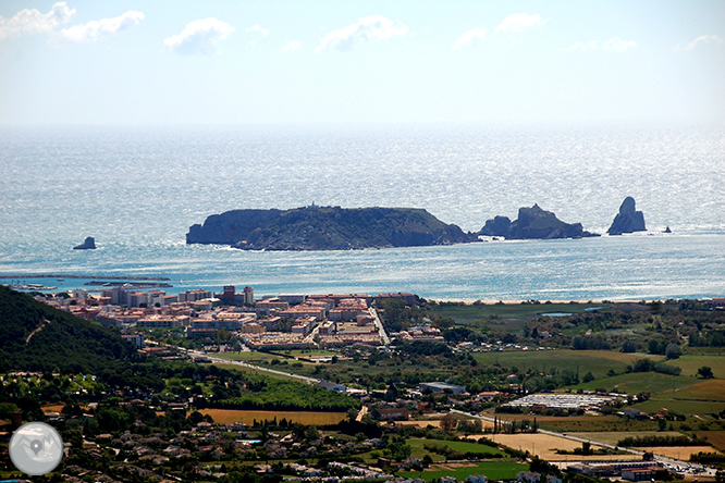 Castillo del Montgrí y zona de interès natural de les Dunes 1 