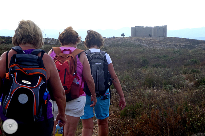 Castillo del Montgrí y zona de interès natural de les Dunes 1 