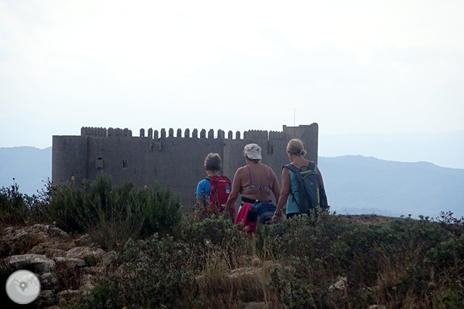 Castillo del Montgrí y zona de interès natural de les Dunes 1 