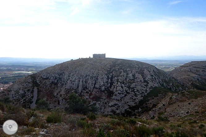 Castillo del Montgrí y zona de interès natural de les Dunes 1 