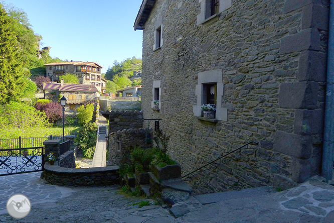 El salto de Sallent y los riscos de Casadevall desde Rupit 1 