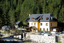 Hotel-balneario Baños de Tredòs.