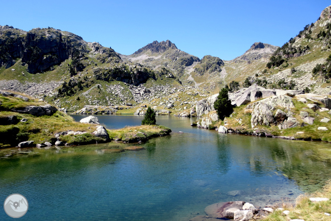 Circo y lagos de Colomèrs desde el Plan des Banhs 1 