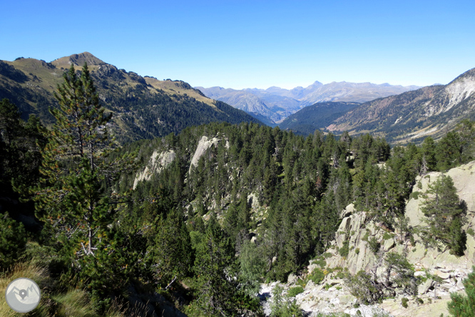 Circo y lagos de Colomèrs desde el Plan des Banhs 1 