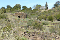 Cabaña redonda de piedra seca.