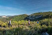 Vistas a Sant Miquel d’Olèrdola.