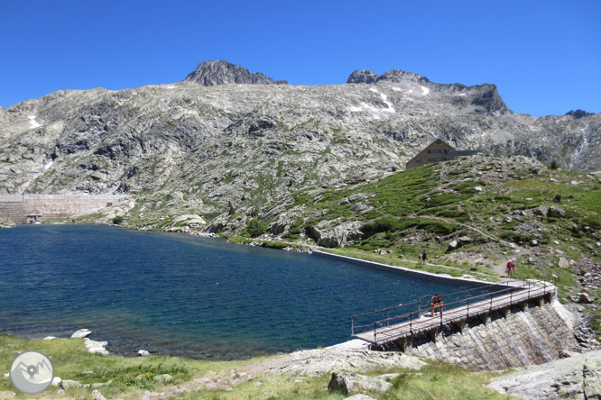 Picos del Infierno (3.073m-3.082m-3.076m) desde el balneario de Panticosa 1 