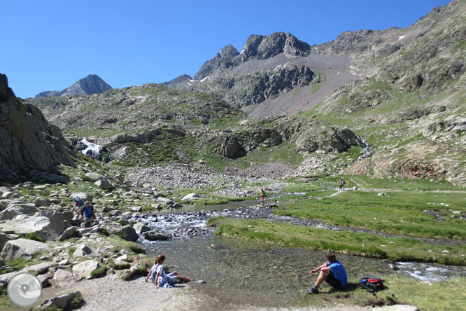 Picos del Infierno (3.073m-3.082m-3.076m) desde el balneario de Panticosa 1 