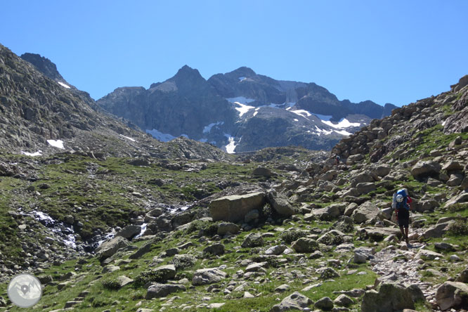 Picos del Infierno (3.073m-3.082m-3.076m) desde el balneario de Panticosa 1 