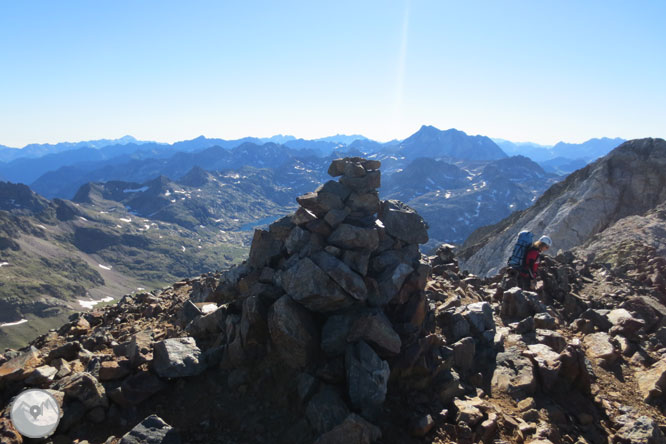 Picos del Infierno (3.073m-3.082m-3.076m) desde el balneario de Panticosa 2 