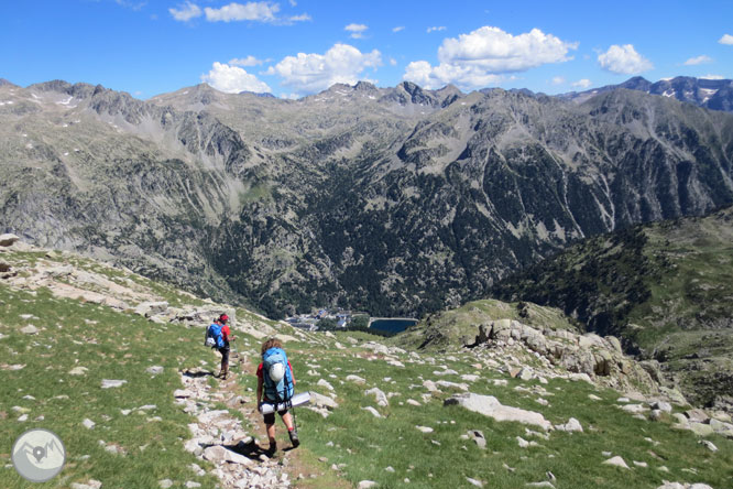 Picos del Infierno (3.073m-3.082m-3.076m) desde el balneario de Panticosa 2 