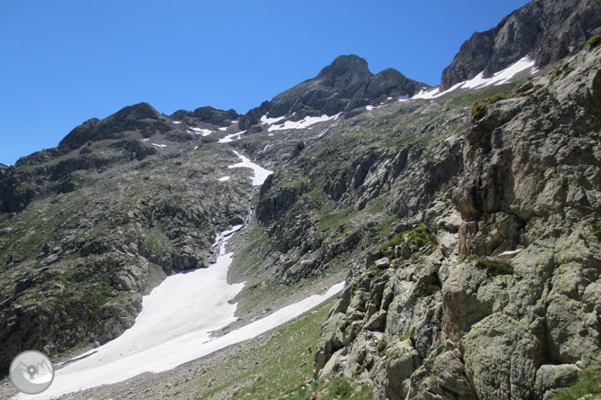 Picos del Infierno (3.073m-3.082m-3.076m) desde el balneario de Panticosa 2 