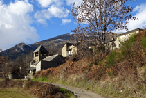 Vistas de Fustanyà y el Puigmal al fondo.