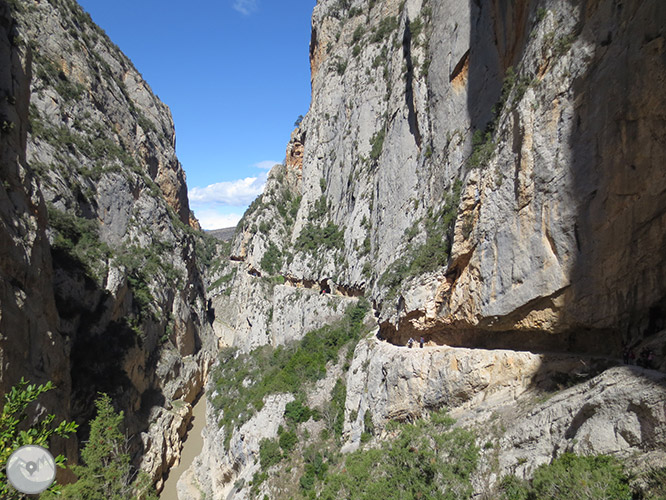 Desfiladero de Mont-rebei en la sierra del Montsec 1 