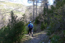 Bajamos hacia el barranco de Sant Ou.