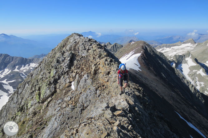 Posets (3.375m) por la cresta de Espadas 2 