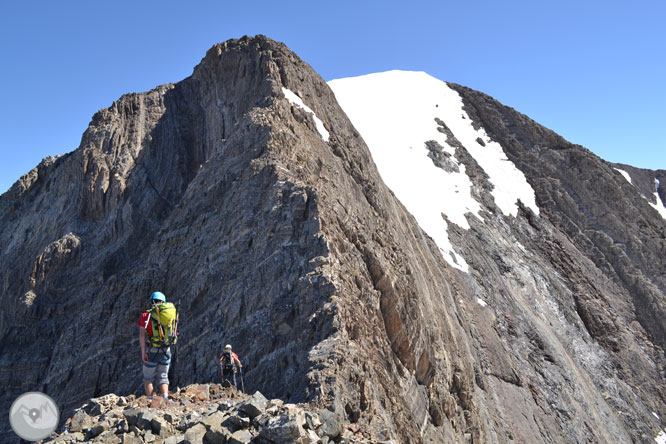 Posets (3.375m) por la cresta de Espadas 2 